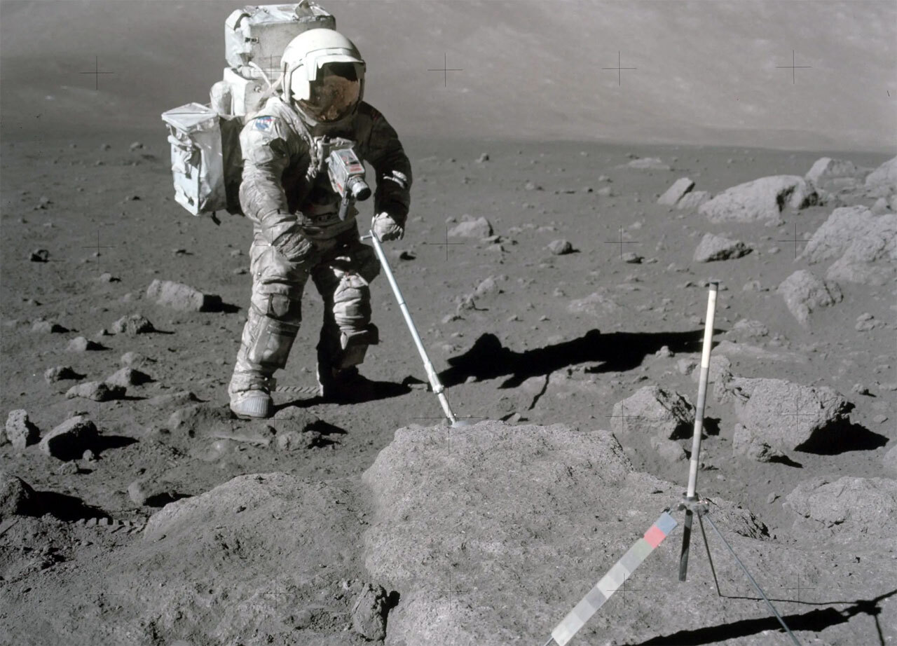 Лунная пыль