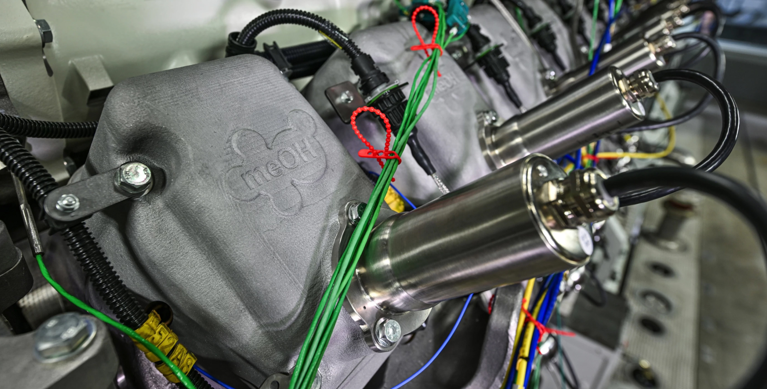 судовой двигател