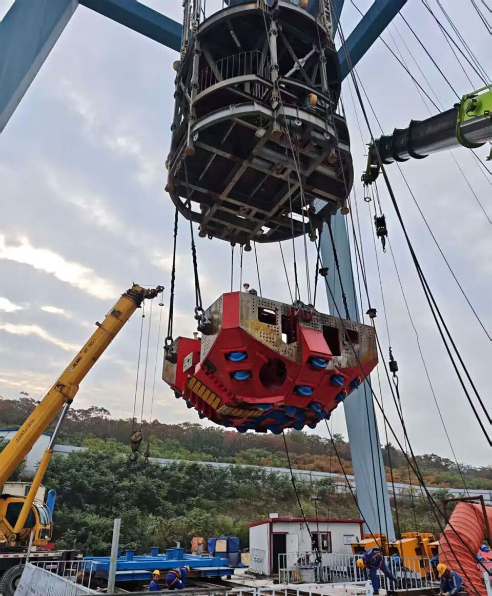 Первый в мире щит для прокладки вертикальных тоннелей