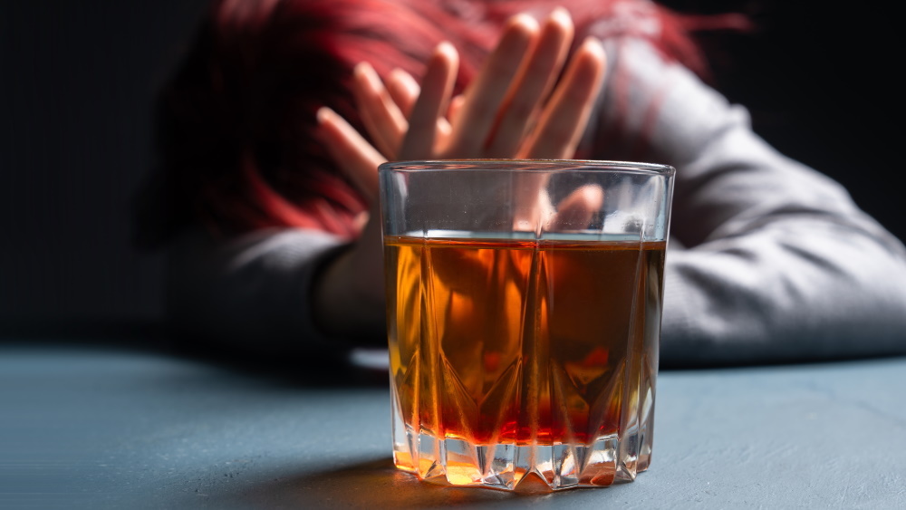 Употребление алкоголя меняет работу генов в мозге — генетики