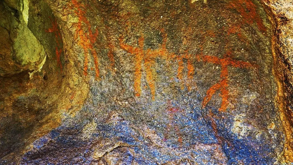 8000-летние наскальные рисунки