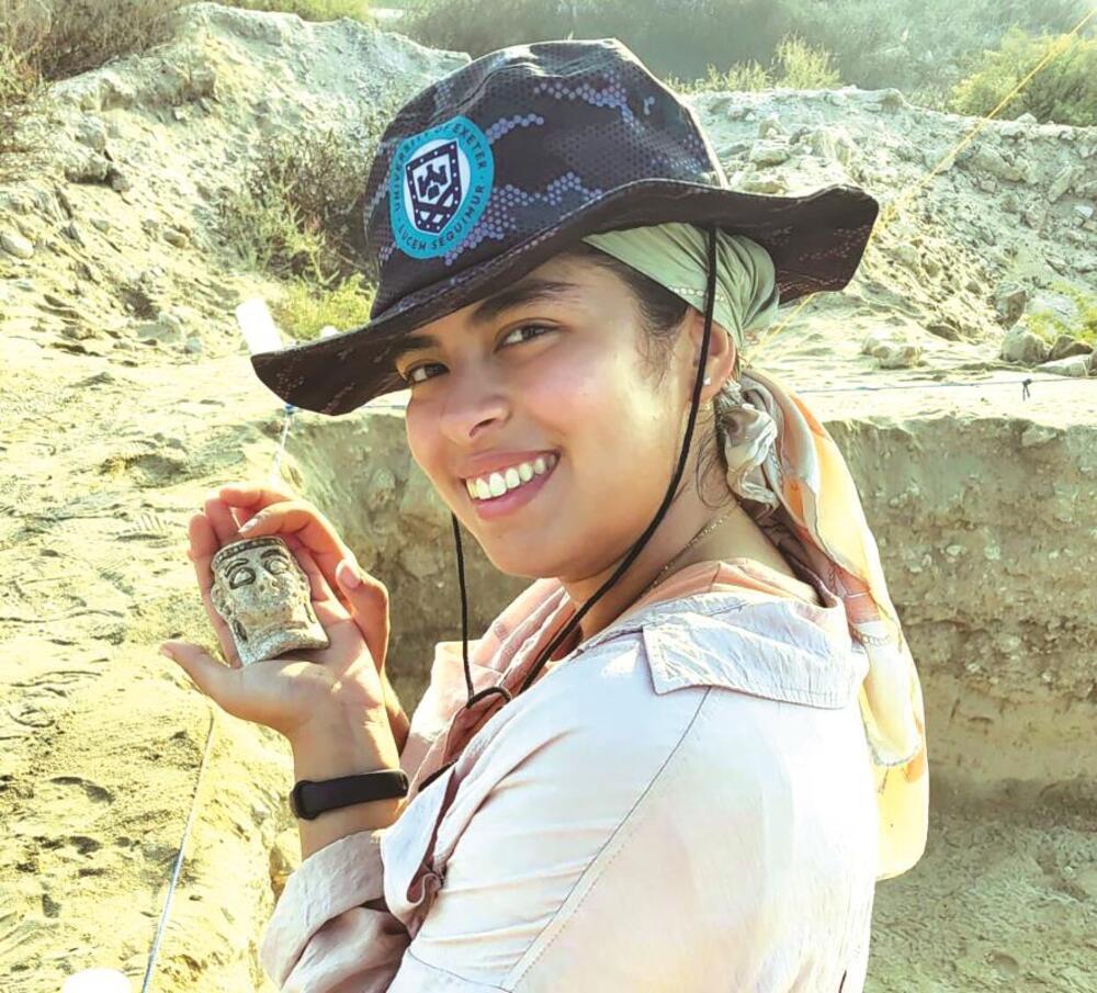 Фаянсовая маска возрастом старше 3300 лет