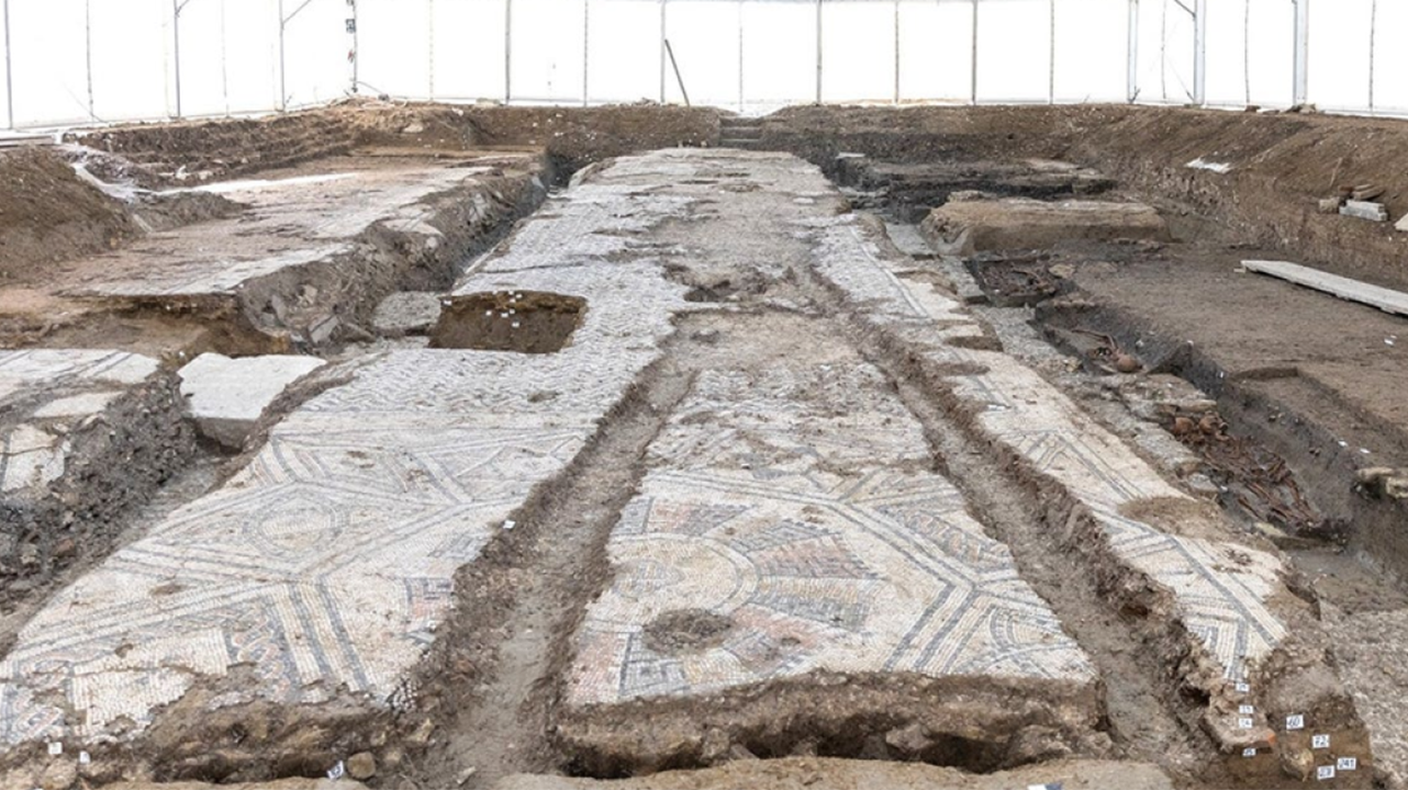 В Италии под рынком найдена христианская базилика возрастом 1600 лет