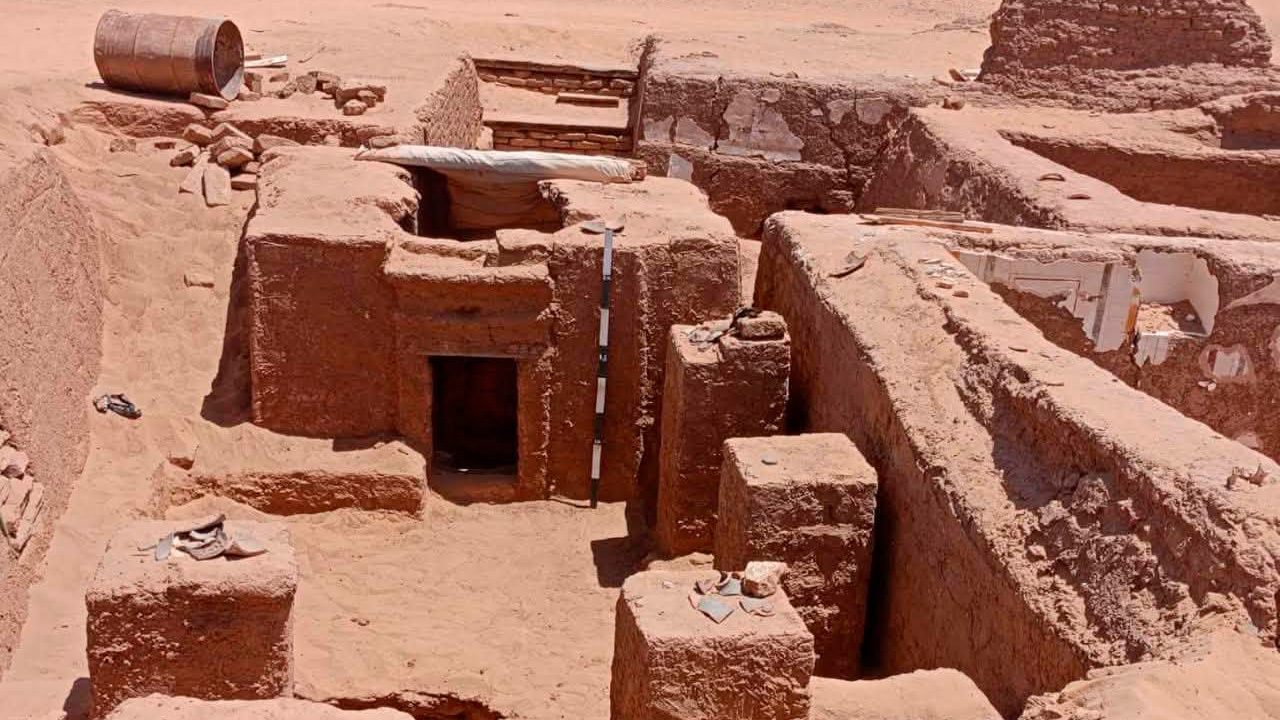 В Египте найдена гробница возрастом 1700 лет с древнегреческой поэмой и заклинаниями