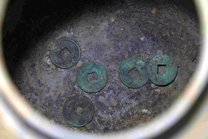 китайские монеты