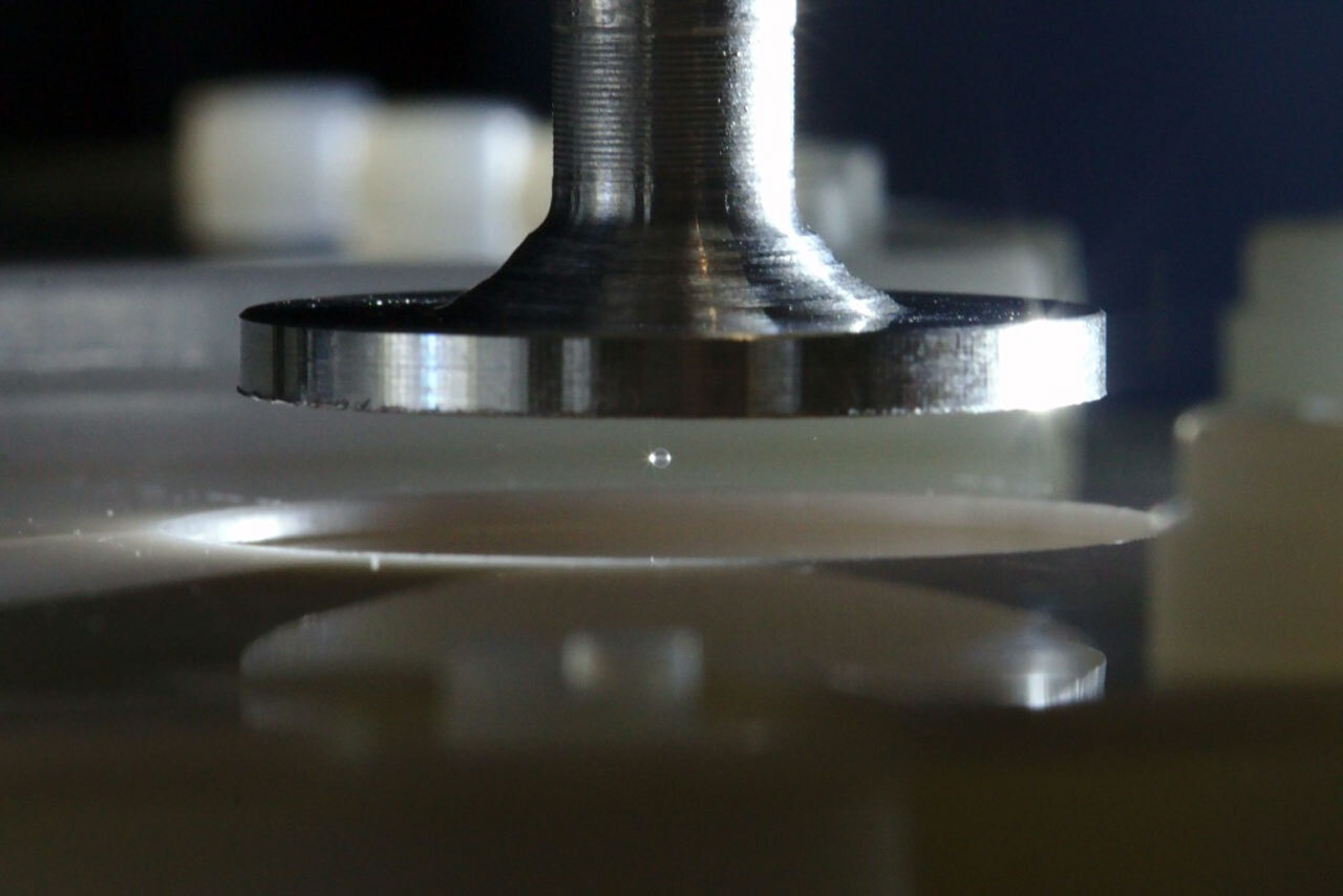 Загадка вулканических молний раскрыта