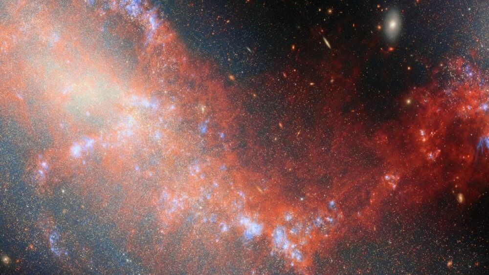 В космосе обнаружена гигантская нить, закручивающая десятки галактик