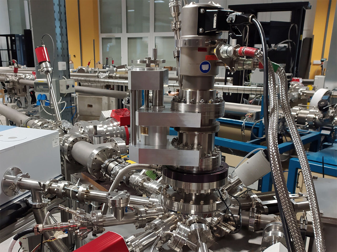 Случайное возникновение &laquo;строительных блоков&raquo; жизни