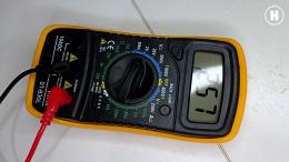 Эксперименты Алёны: от создания батарейки до подключения светодиода