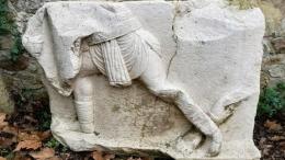 В Италии нашли римскую гробницу со сценами гладиаторских боев