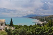 ИФР РАН - Южный берег Крыма летним солнечным днем