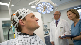 Имплантаты в мозге помогают людям с тяжелой депрессией