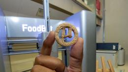 Из переработанных отходов пластика напечатали ванильное печенье