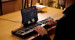 уроки игры на  пианино